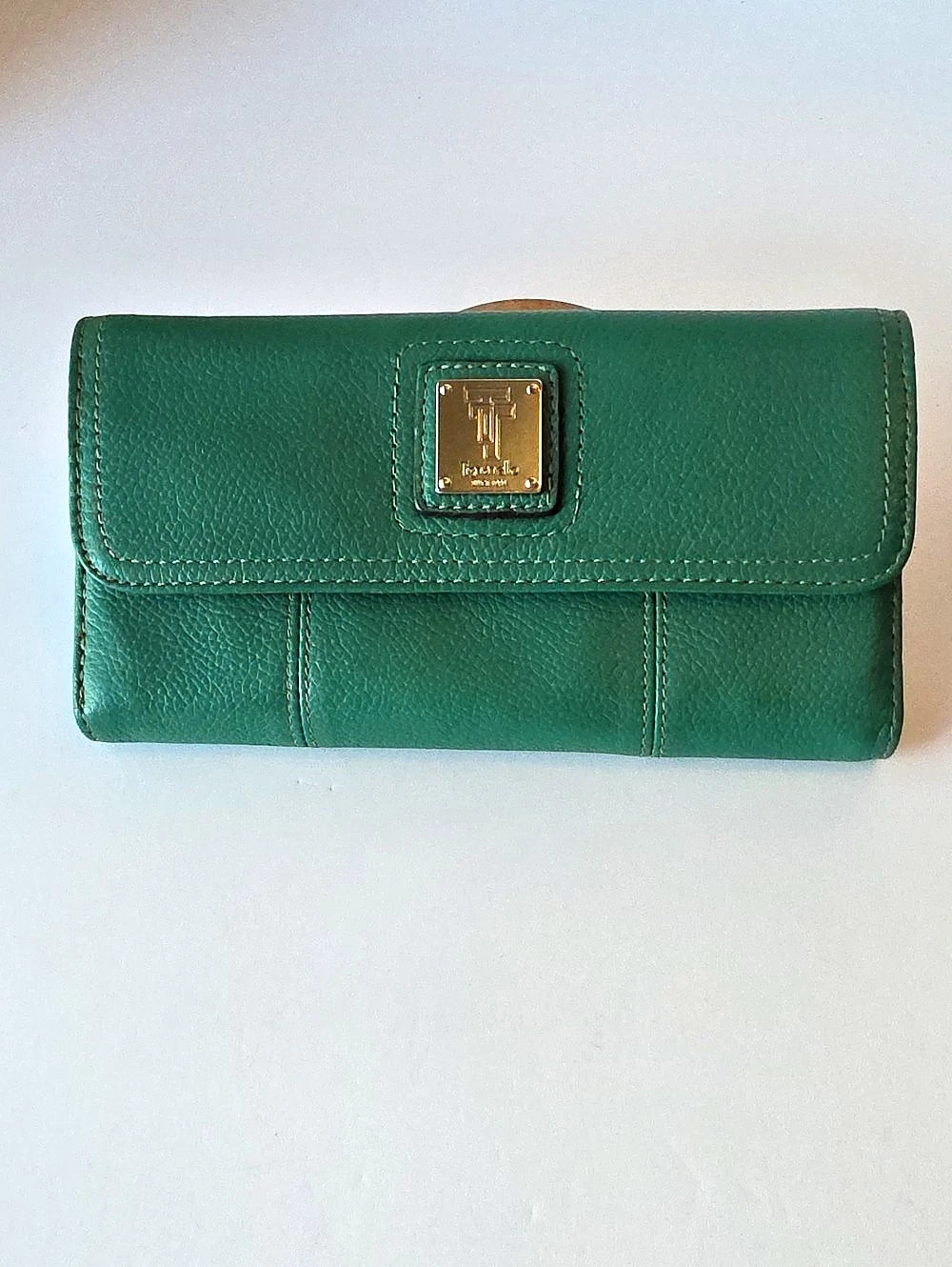 Tignanello Emerald Green Pebbled Leather Flap Wallet Tri Fold Continental Clutch
